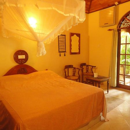 Dedduwa Boat House Villa Бентота Екстериор снимка