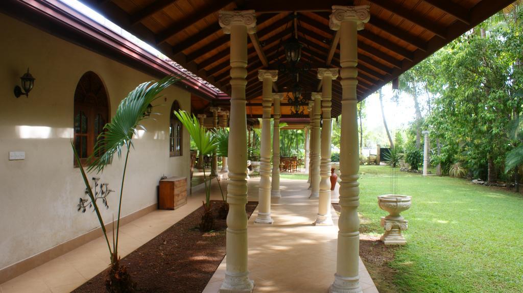Dedduwa Boat House Villa Бентота Екстериор снимка